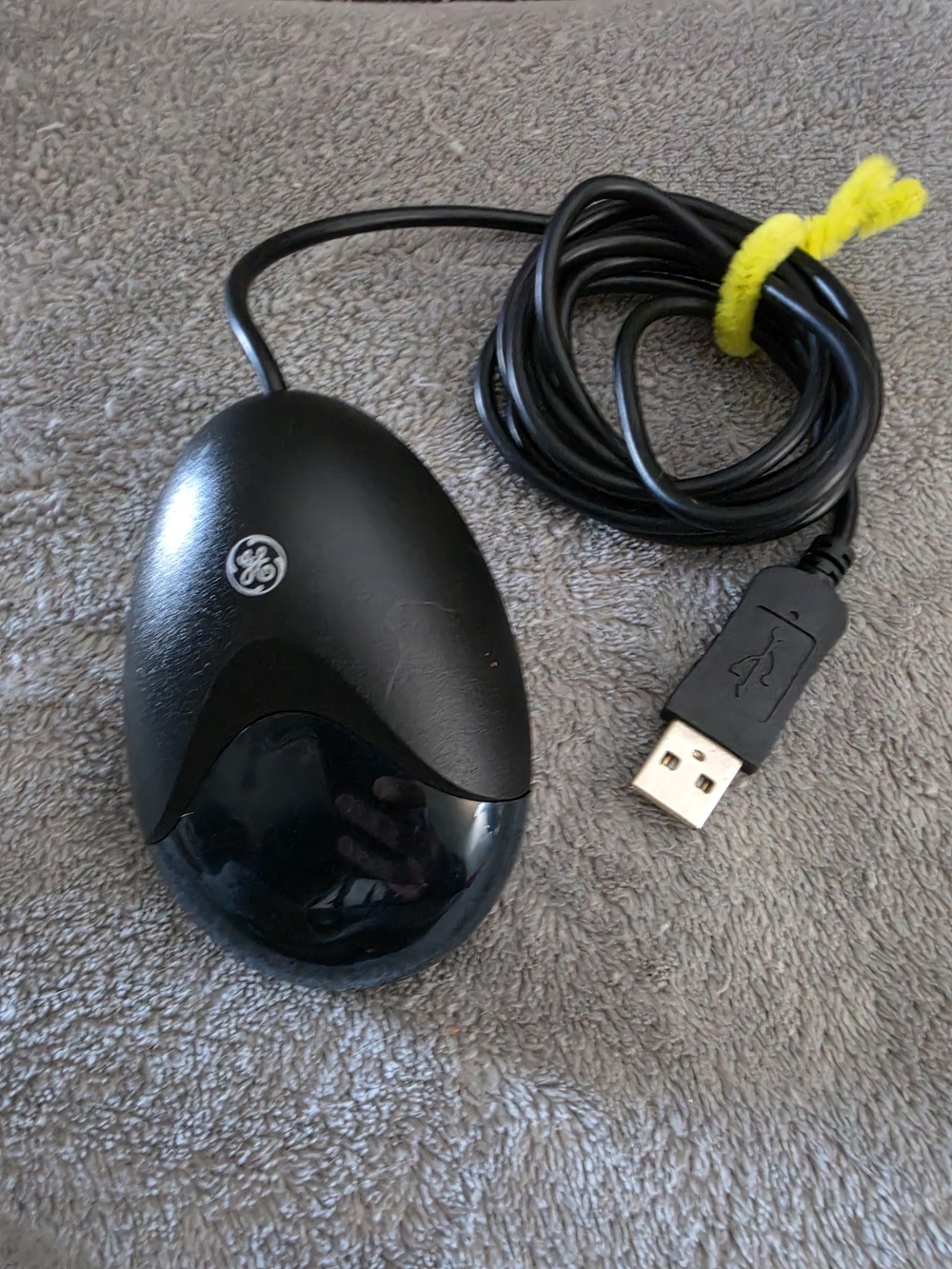 ^ GE Wired USB Optical Mouse in Black
